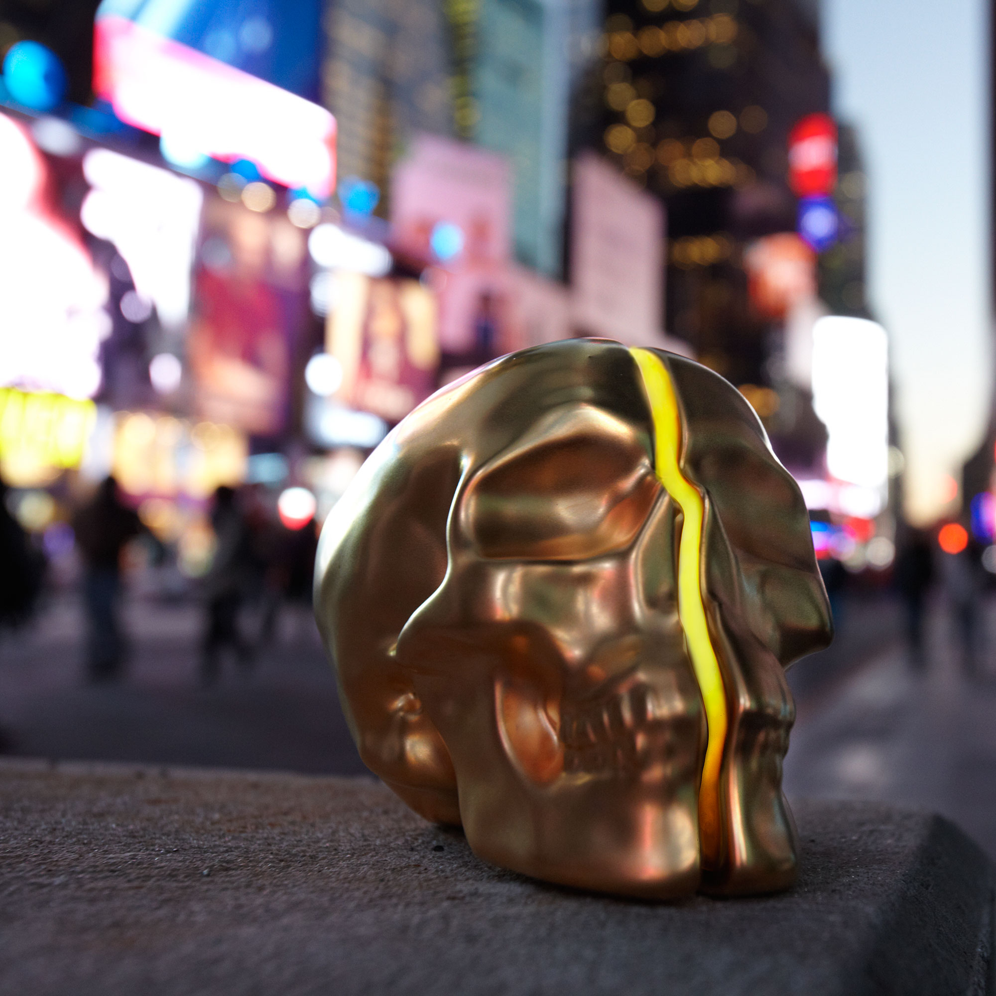 Yorick Hand painted in 24K Gold - Image 6